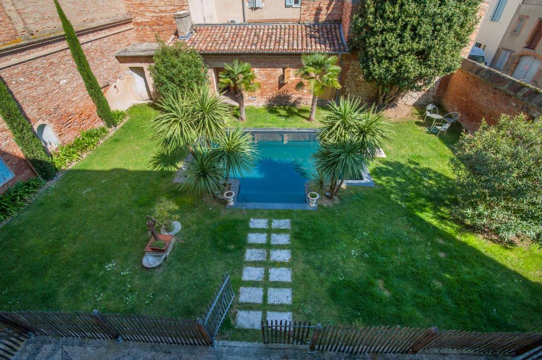 Maison D'Hotes La Lumiere De Migou Beaumont-de-Lomagne Bagian luar foto
